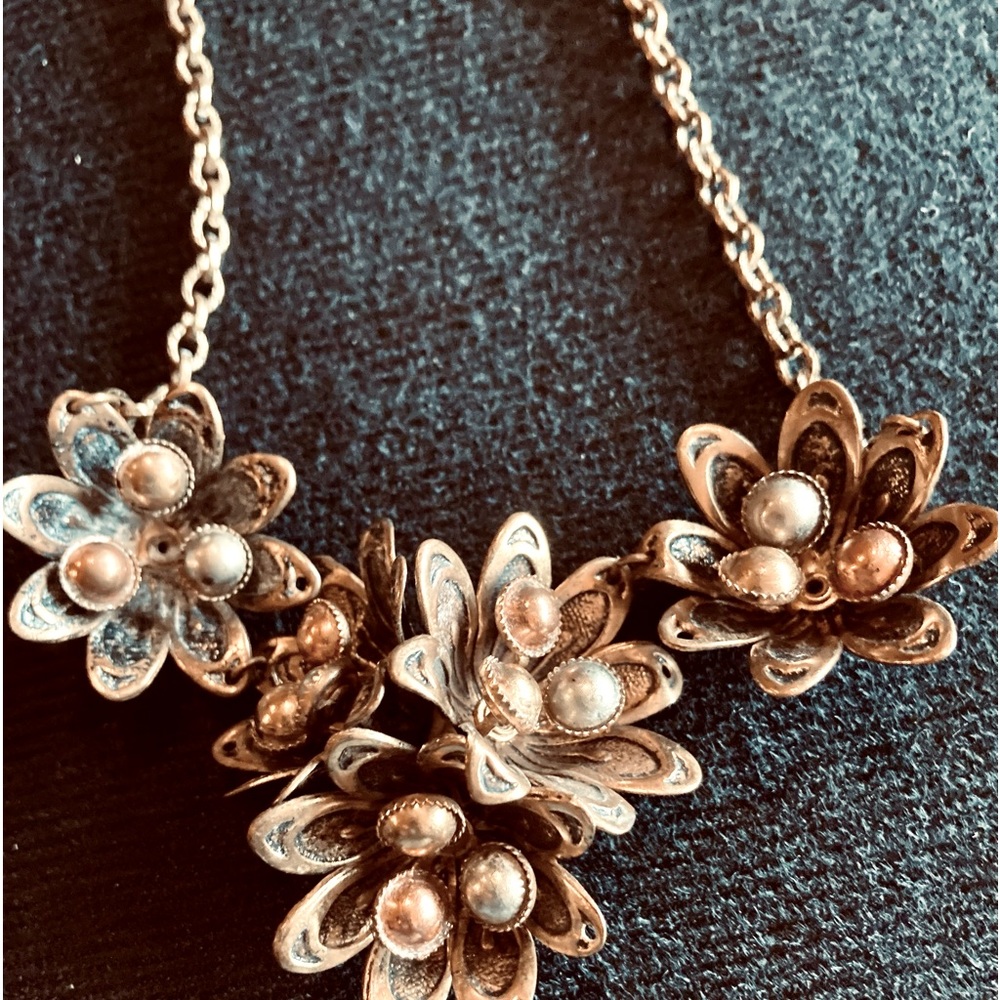 Unsigned Miriam Haskell statement choker style necklace.